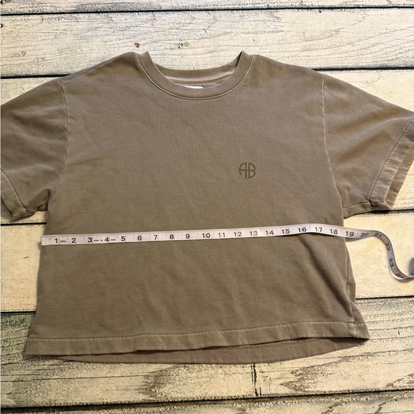 ANINE BING Khaki green Tori Sweatshirt is inspired by classic 90s athletic wear. - Picture 4 of 7